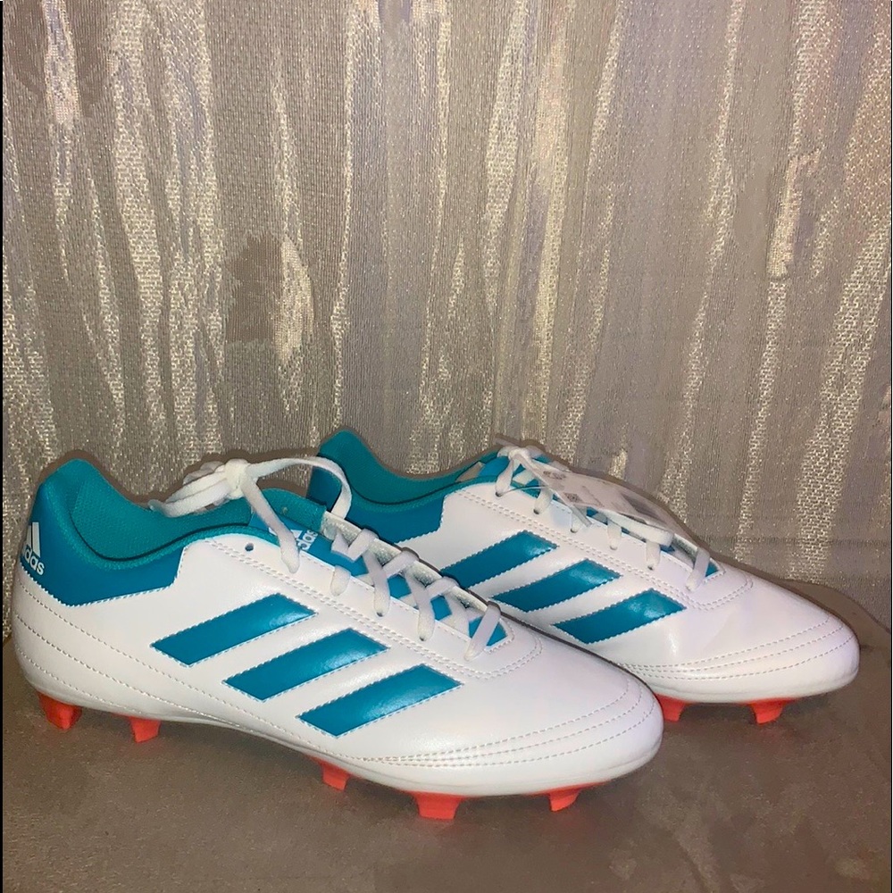 ⚽️ Adidas soccer cleats not used ⚽️